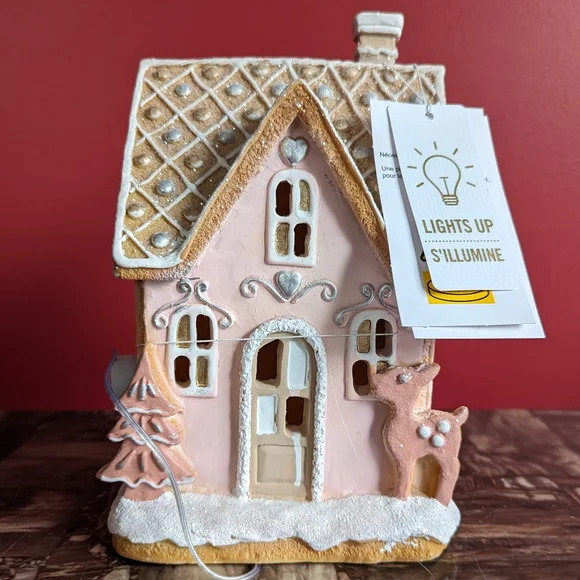 ❌SOLD❌Pastel "Pinkmas" Light Up 💡 Gingerbread House - Picture 2 of 10
